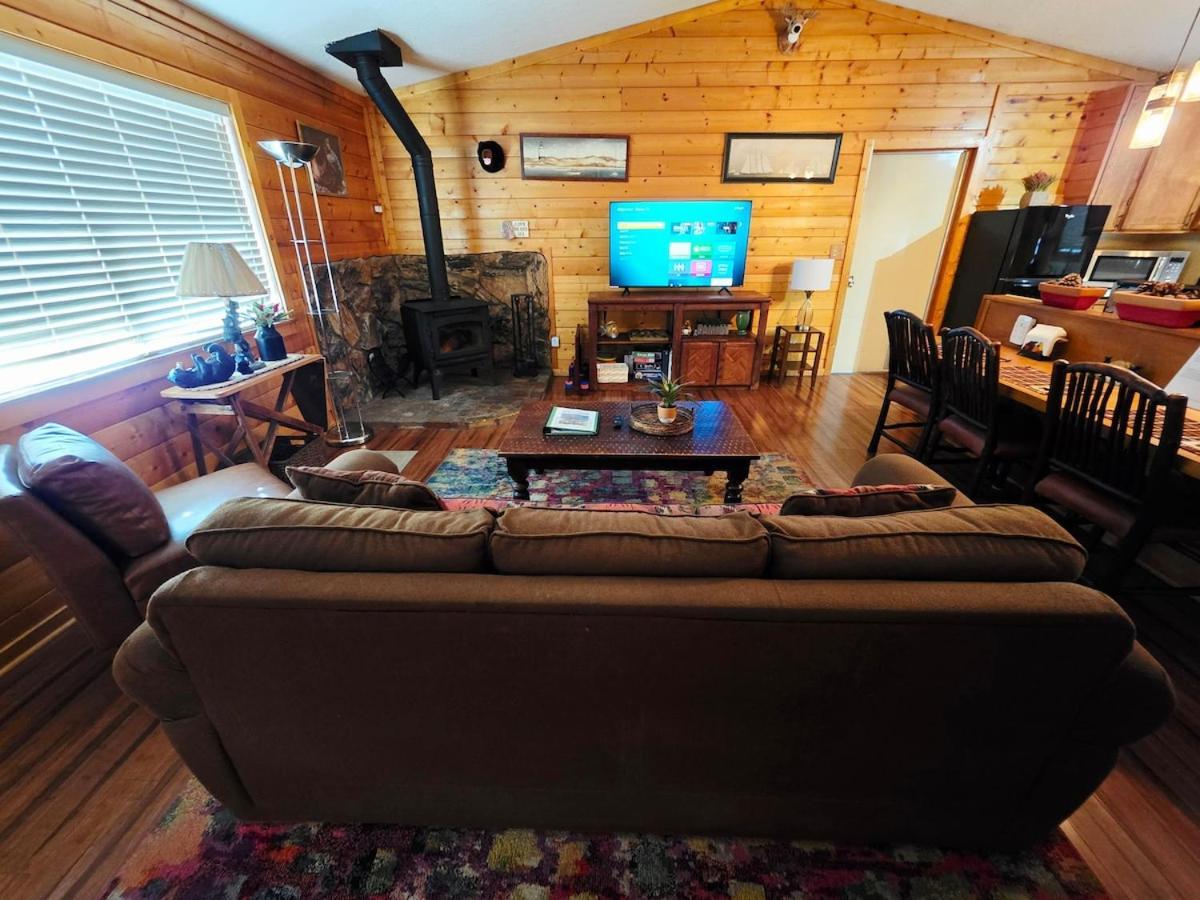 Bear Escapes II Affordable Luxury Cabin Sugarloaf Exterior photo
