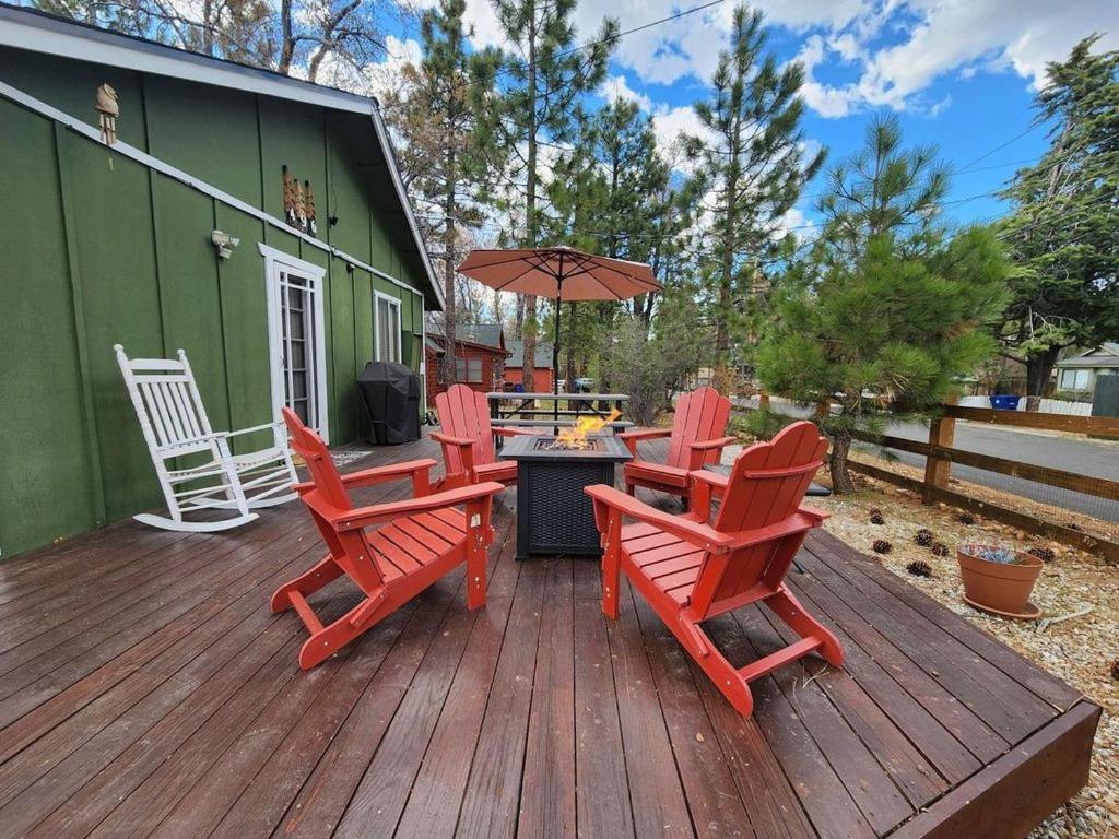 Bear Escapes II Affordable Luxury Cabin Sugarloaf Exterior photo